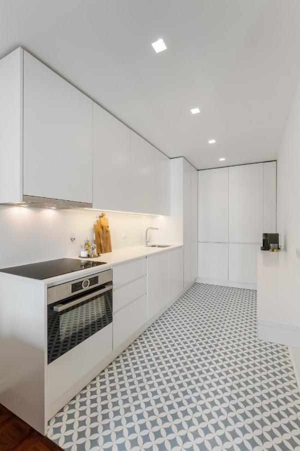 Casa Boma - Design & Spacious With Balcony - Alvalade Ii Lisboa